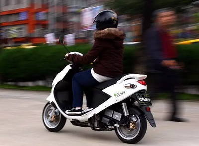 電動(dòng)車剛換新電池還是跑不動(dòng)路?不要錯(cuò)怪電池